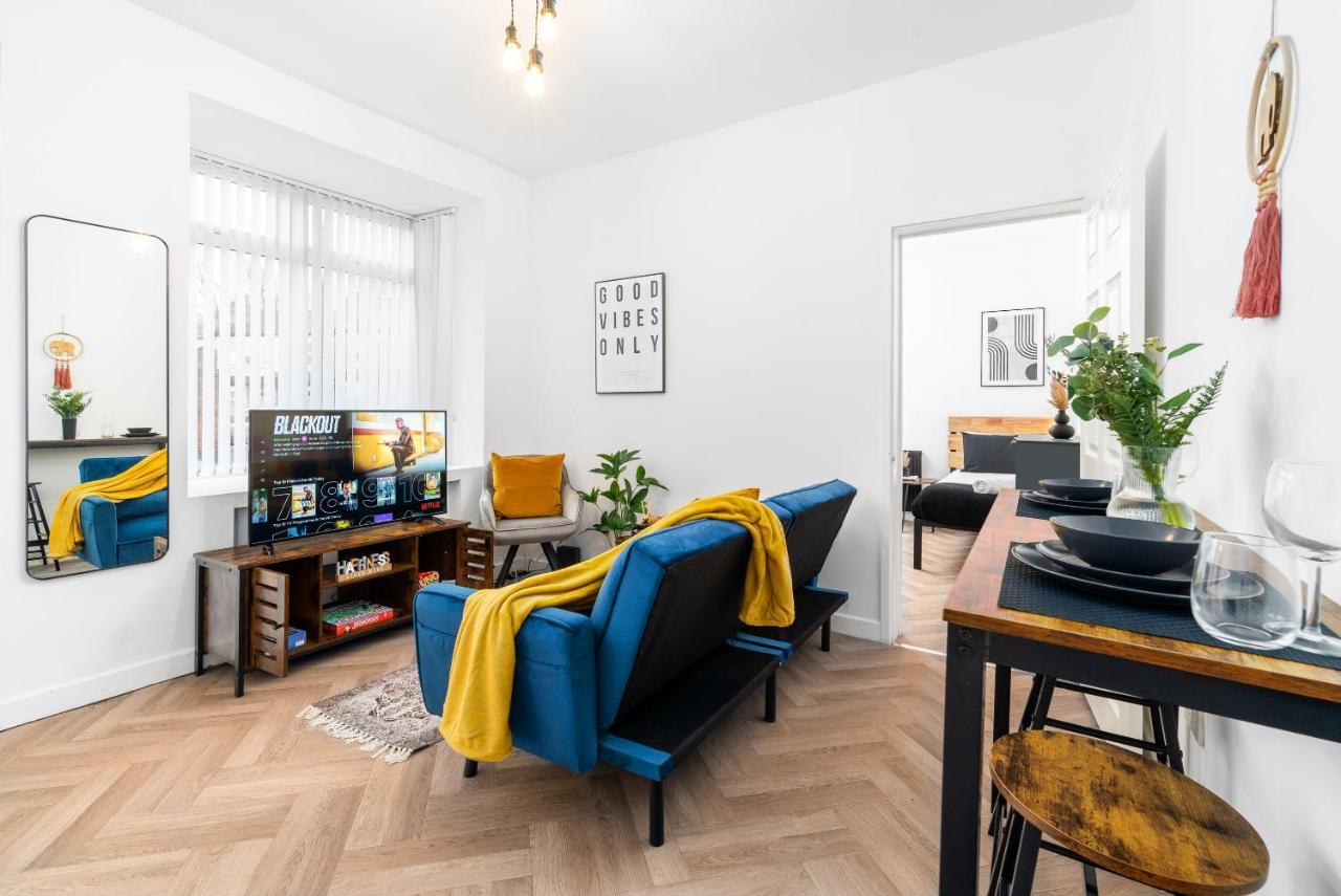Apartment Cozy, Chic, And Convenient, 10 Mins To Centre *